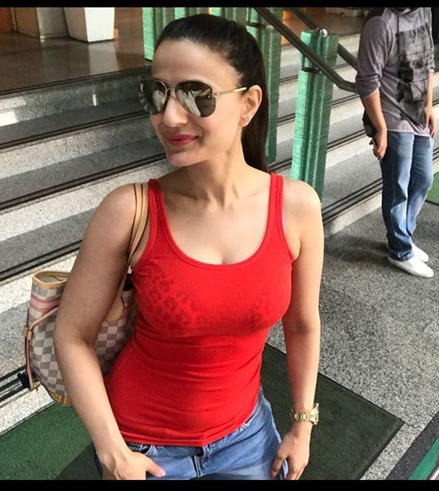 Ameesha Patel Latest Unseen Hot Photo Stills