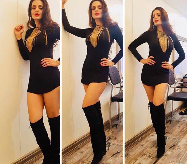 Ameesha Patel Latest Unseen Hot Photo Stills
