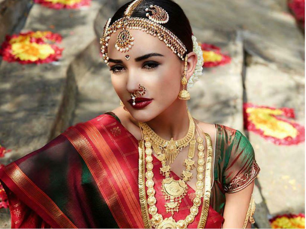 Amy Jackson New Bridal Saree Photoshoot