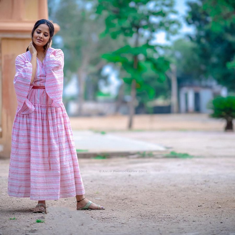 Anasuya Bharadwaj New Photos