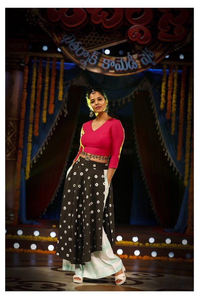 Anasuya Bharadwaj New Pics