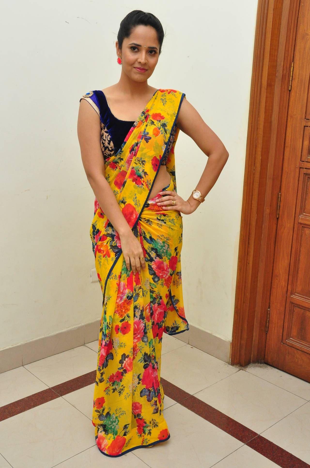 Anasuya Latest Stills in Srimanthudu Success Meet