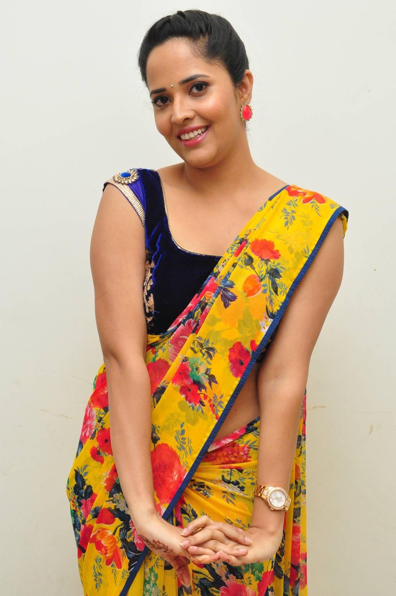 Anasuya Latest Stills in Srimanthudu Success Meet