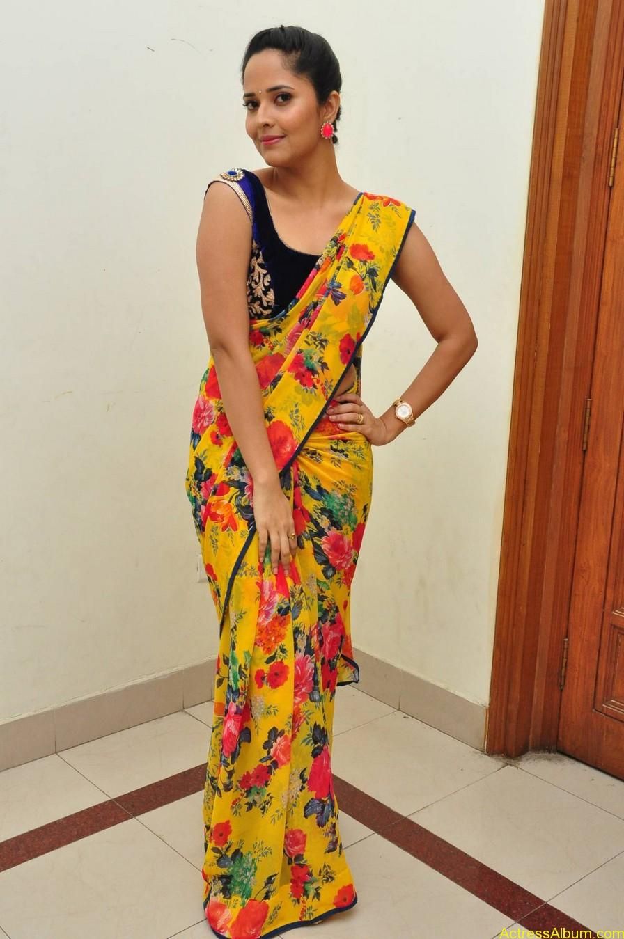 Anchor Anasuya hot and spicy pics