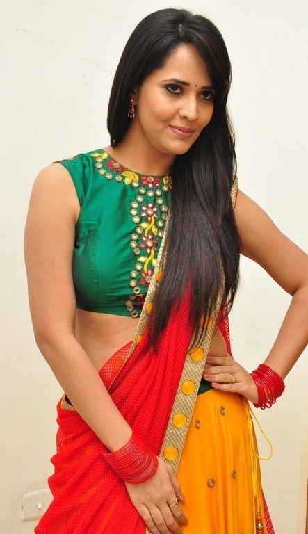 Anchor Anasuya Photos at Soggade Chinni Nayana Audio Launch