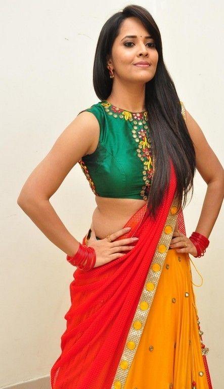 Anchor Anasuya Photos at Soggade Chinni Nayana Audio Launch