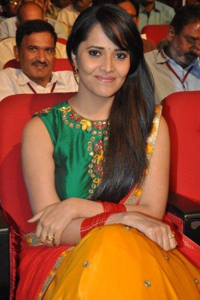 Anchor Anasuya Photos at Soggade Chinni Nayana Audio Launch