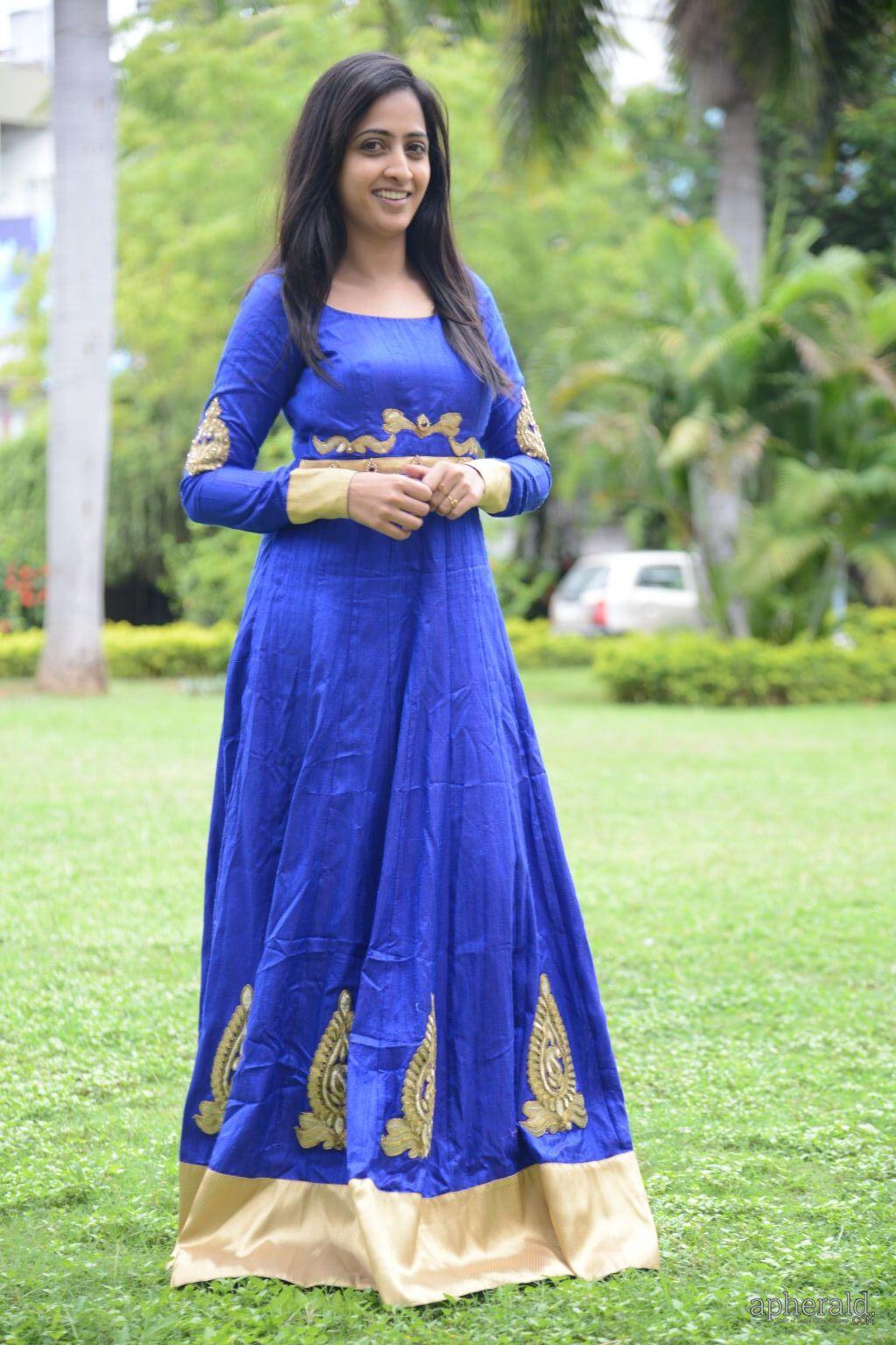 Anchor Lasya Cute Pics