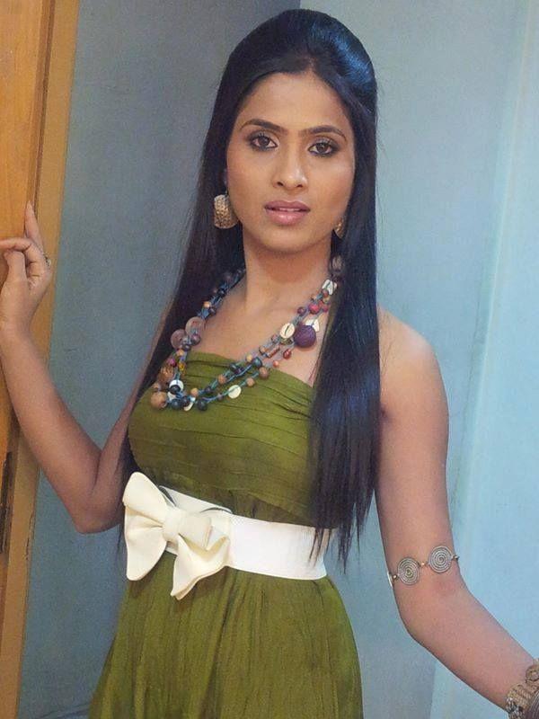 Anchor Prasanthi Sexy Pics