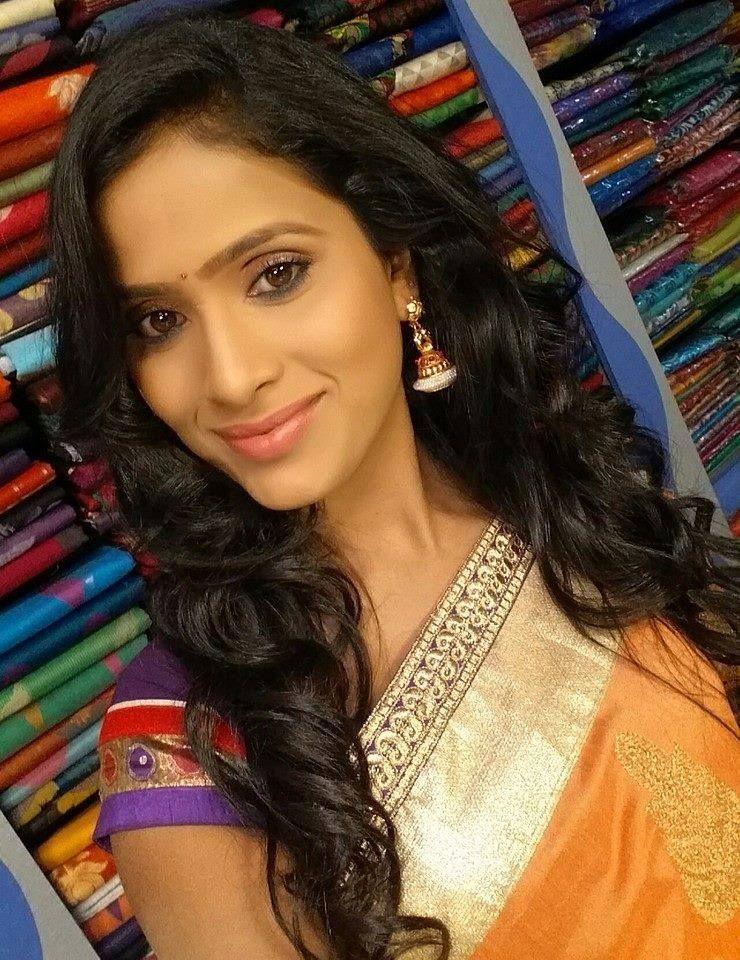 Anchor Prasanthi Sexy Pics