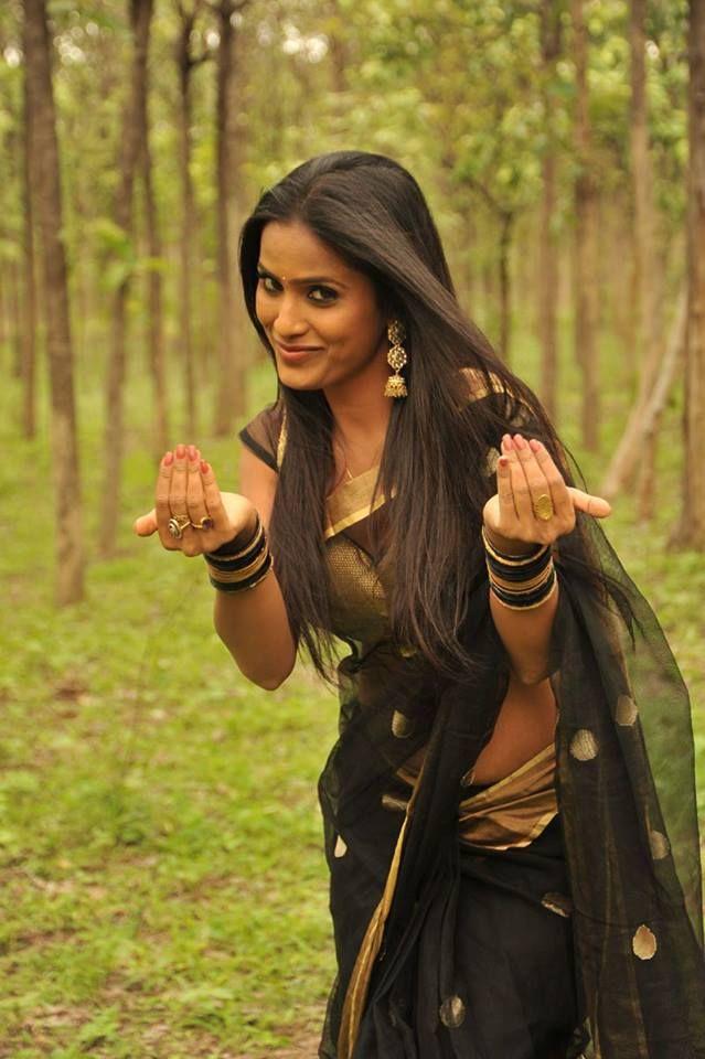 Anchor Prasanthi Sexy Pics