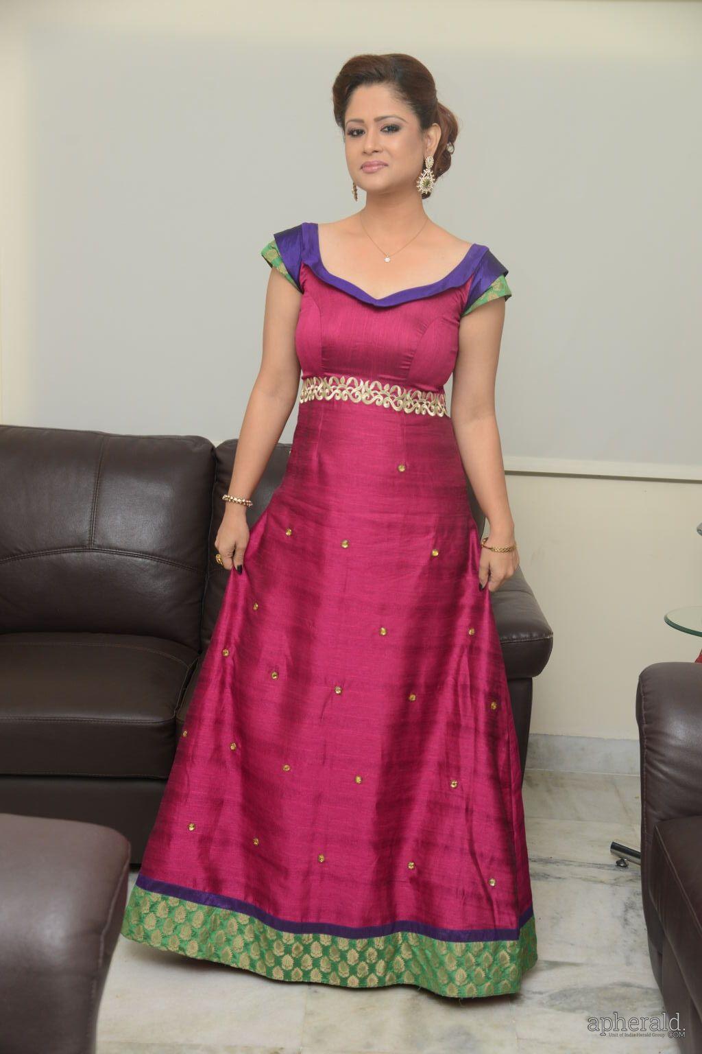 Anchor Shilpa Chakravarthi Stills