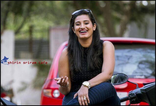Anchor Soumya Rare photos
