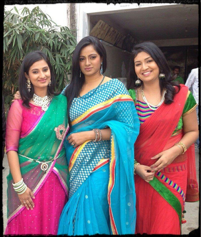 Anchor Soumya Rare photos