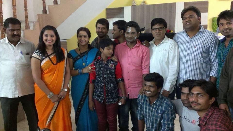 Anchor Soumya Rare photos