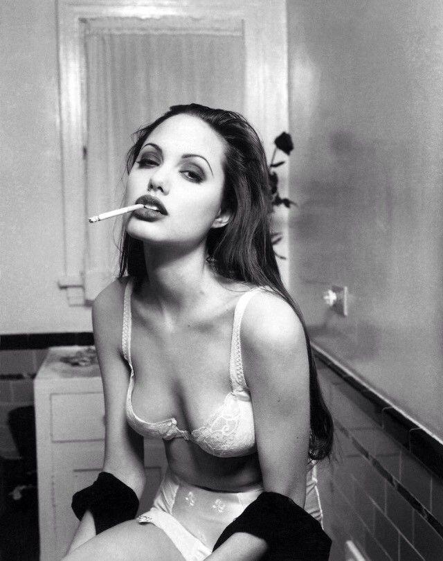 Angelina Jolie Hot Images