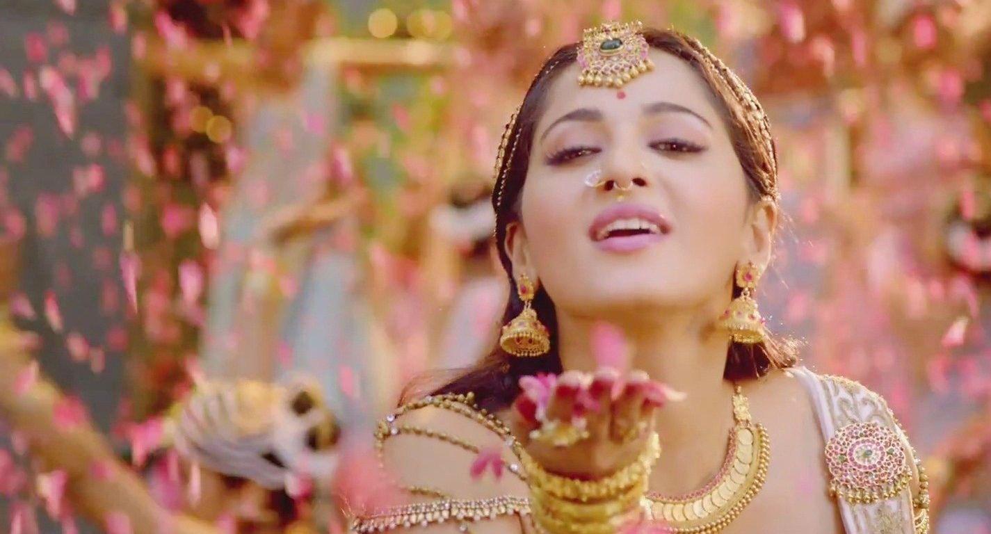 Anushka LATEST Stills in Rudramadevi Movie