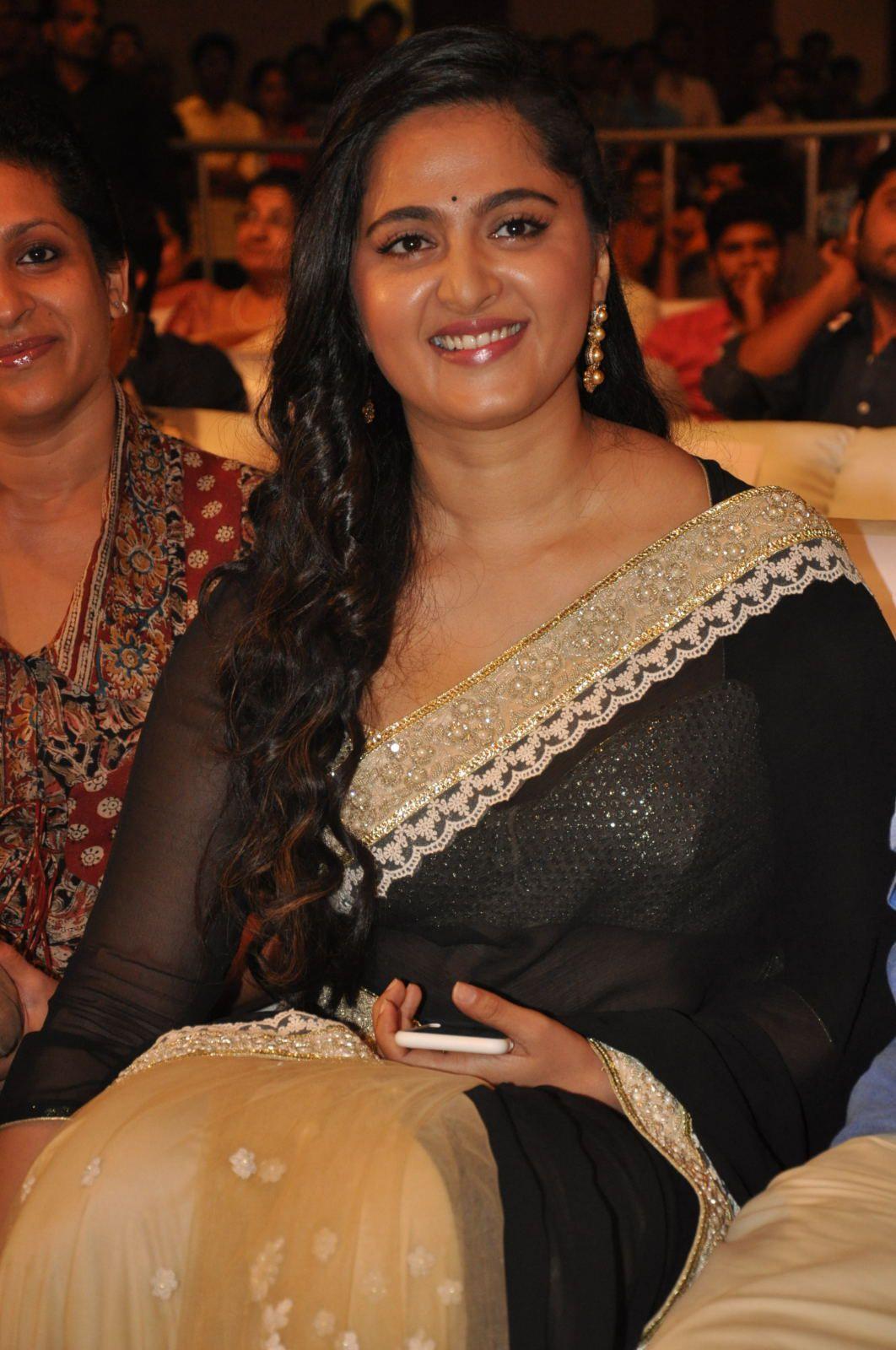 Anushka Pics At Size Zero Audio Launch