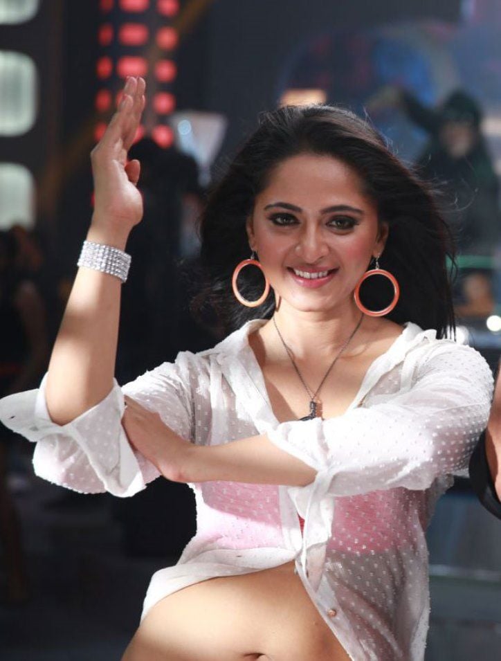 Anushka Shetty Spicy Photos