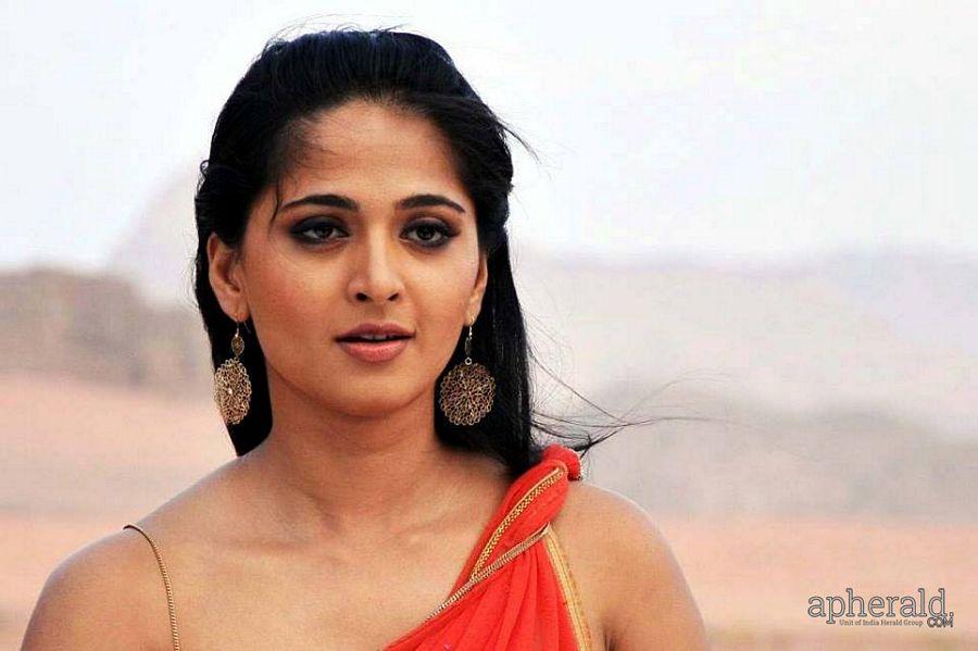 Anushka Shetty Unseen Pics