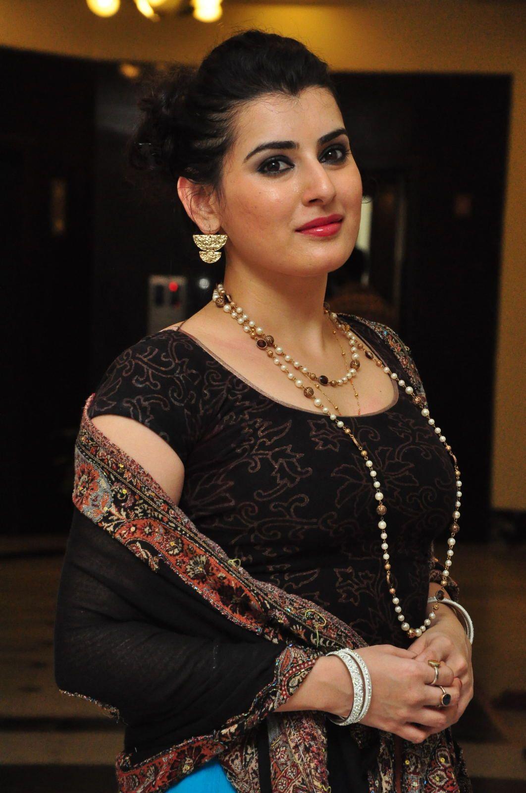Archana Latest Hd Pics