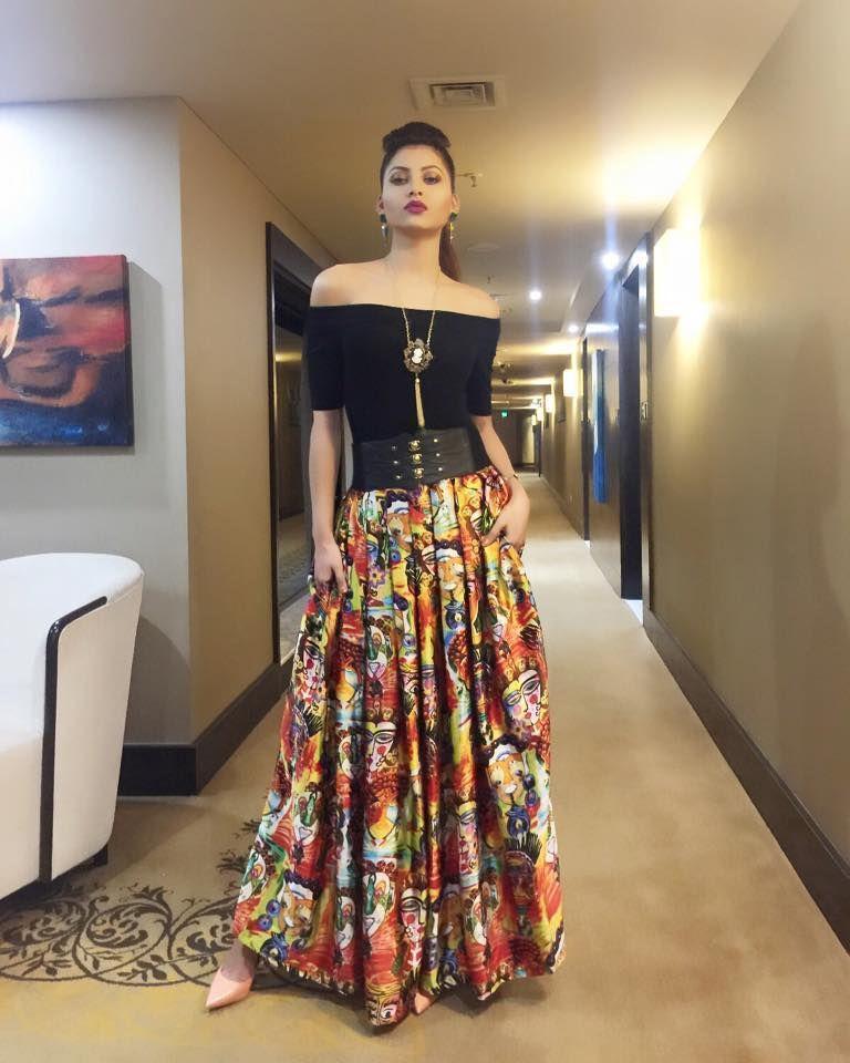 Beauty Girl Urvashi Rautela Pics