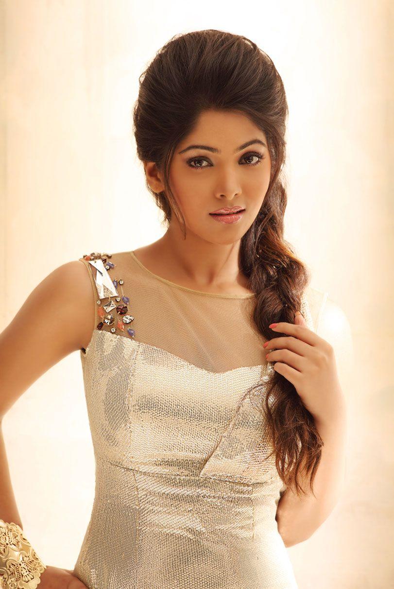 Bhanu Latest Hot Photoshoot