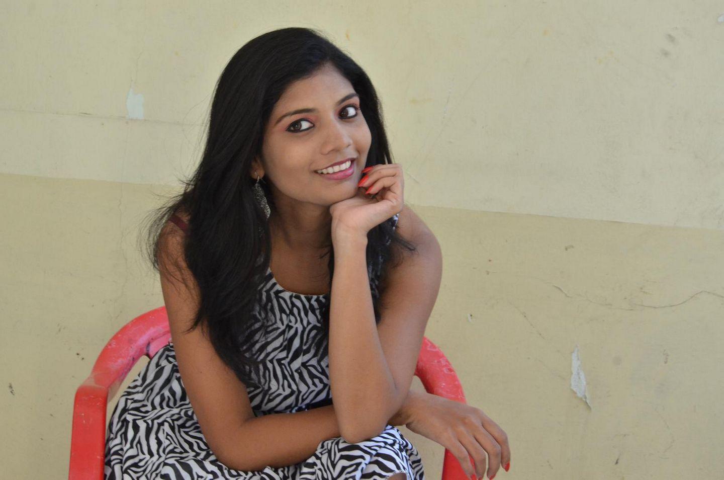 Bindu Beautiful Cute Photos