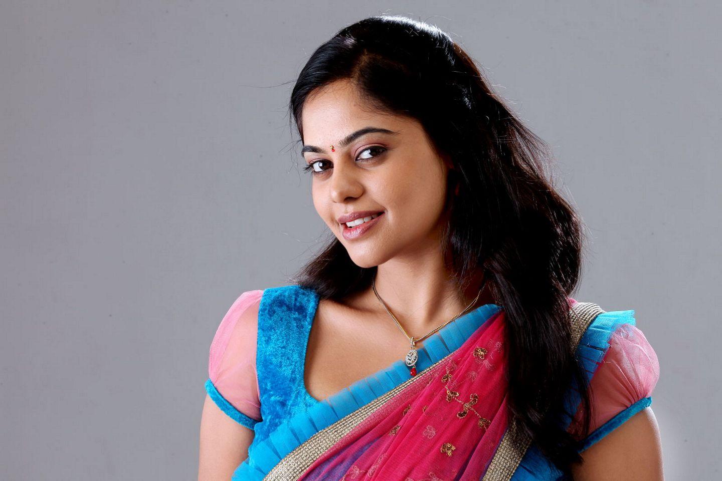 Bindu Madhavi Latest Pics