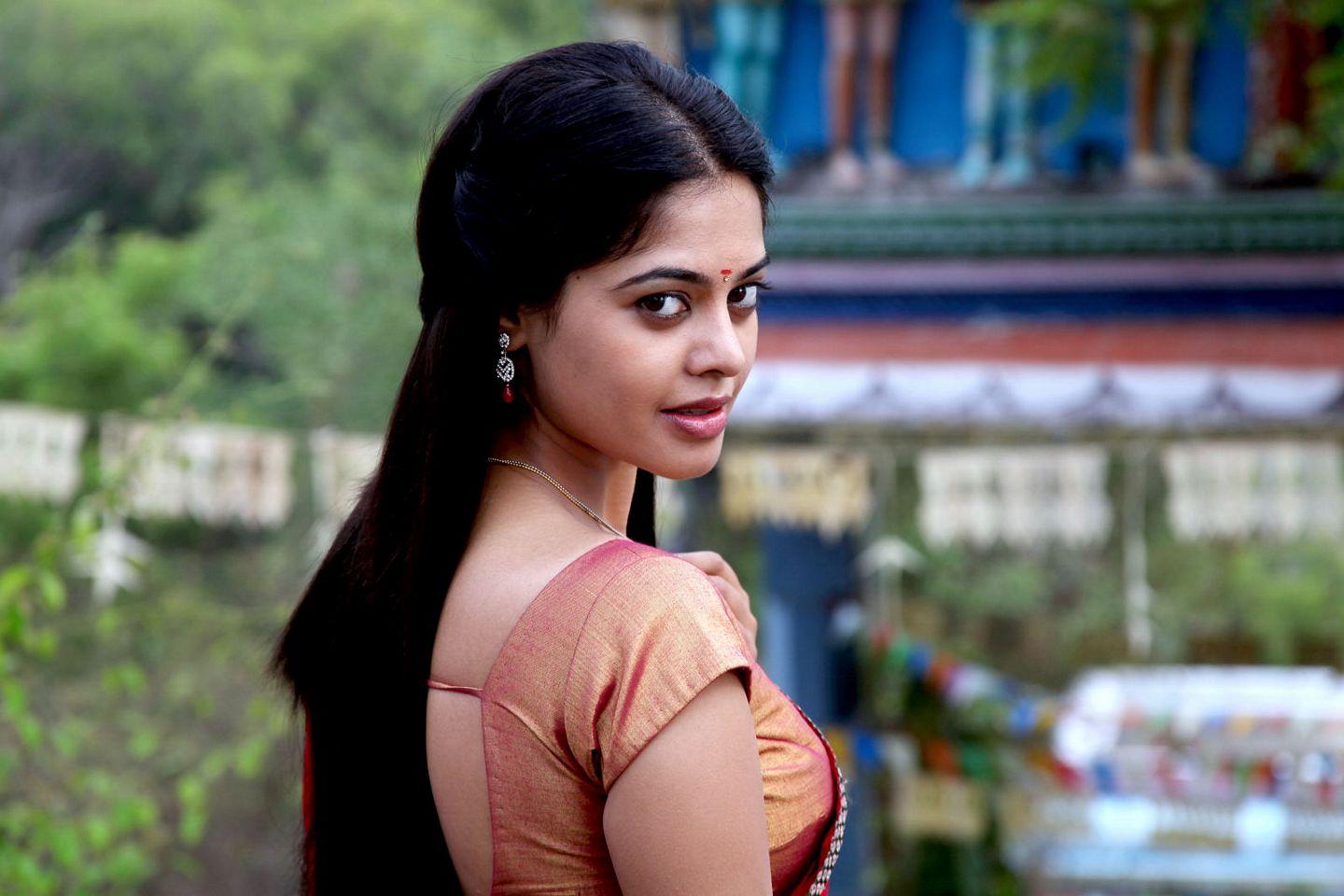 Bindu Madhavi Latest Pics