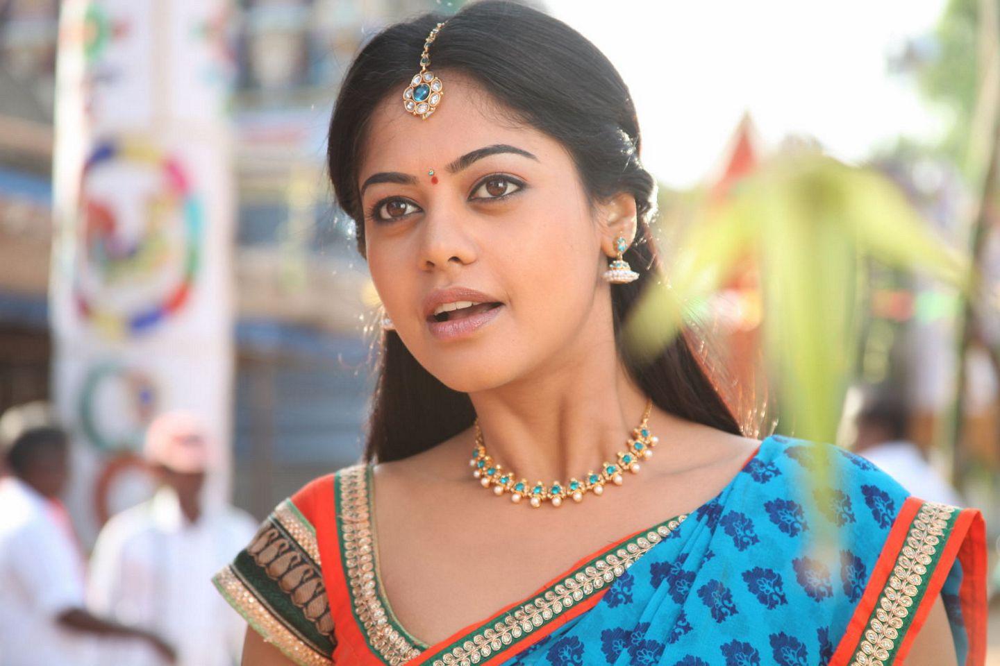 Bindu Madhavi Latest Pics