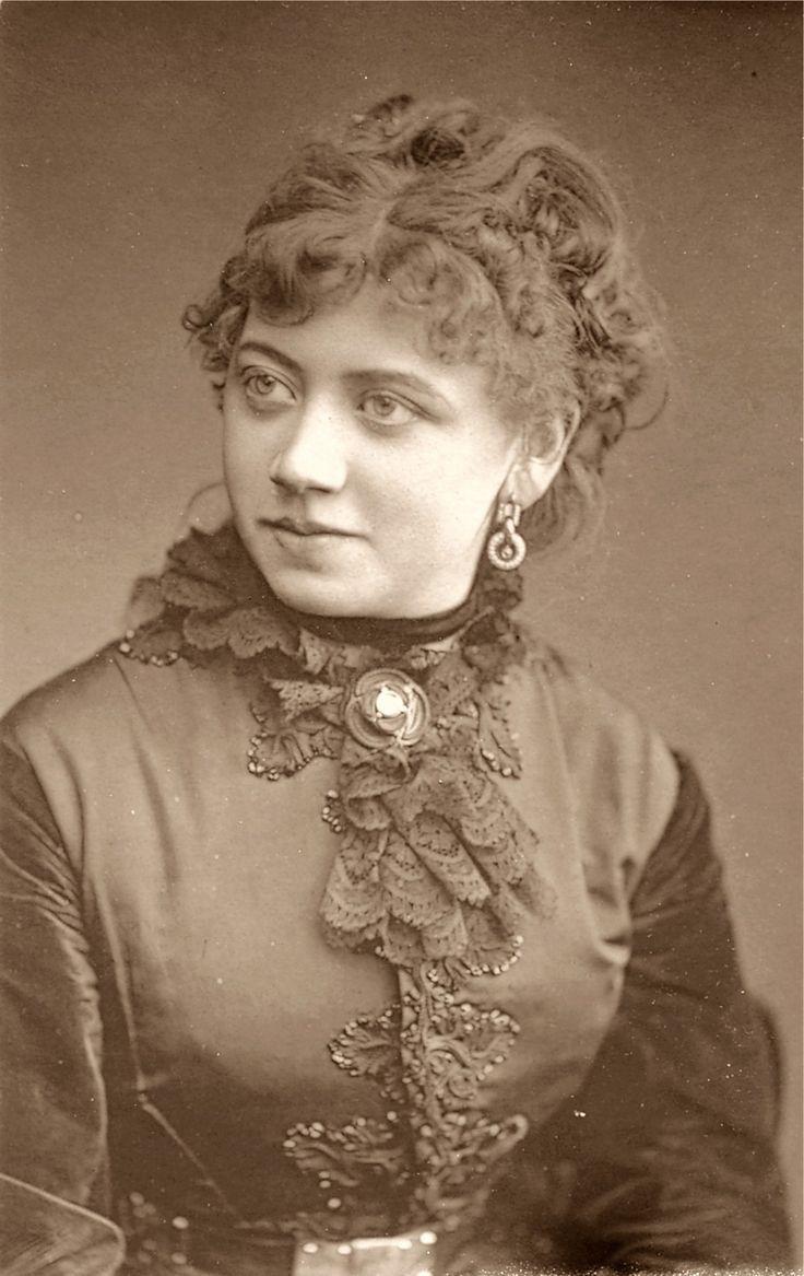 British Actress 19th Century Photos