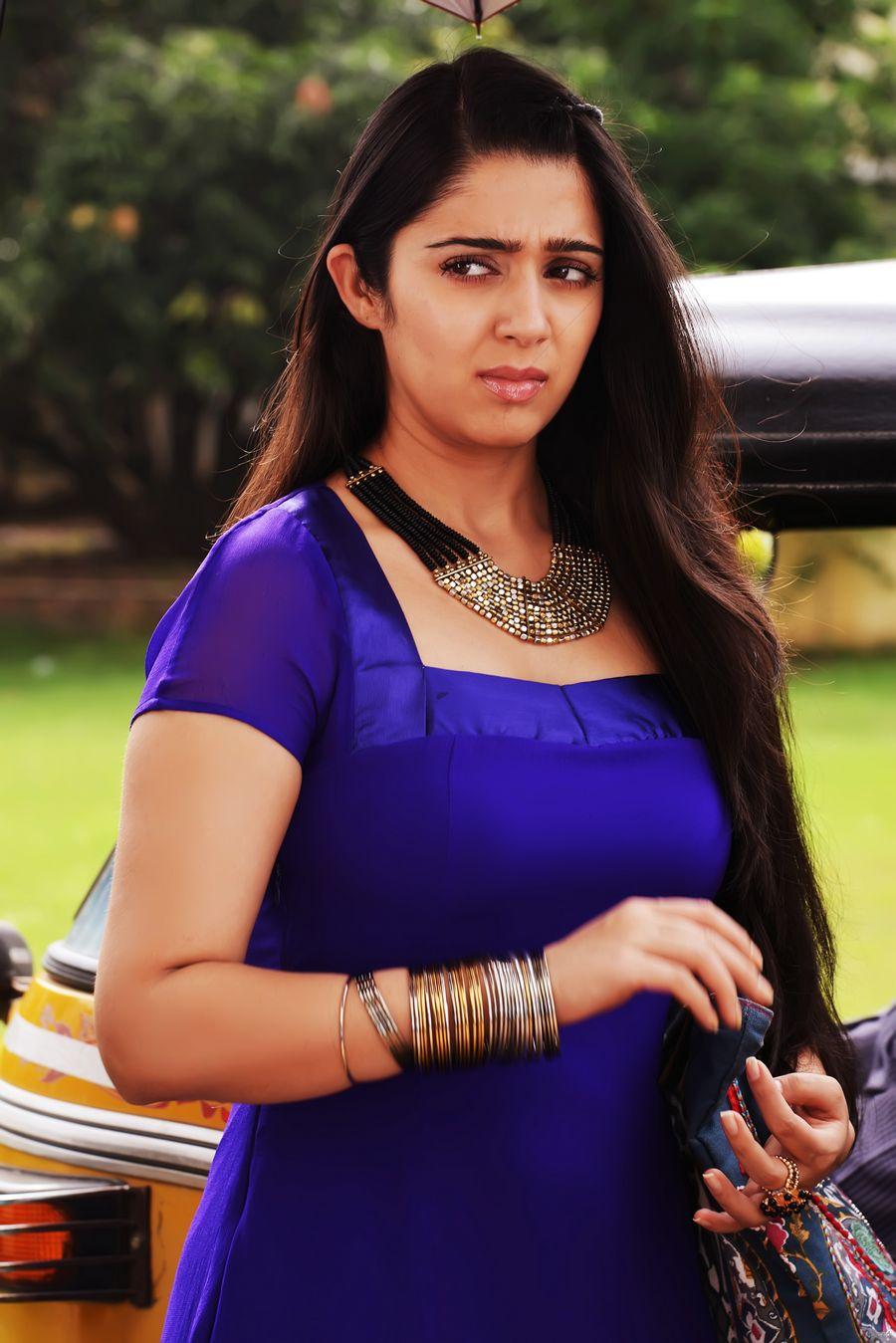 Charmy Stills In Mantra 2