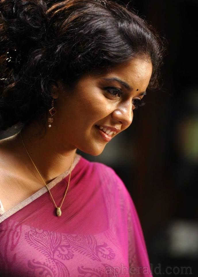 Colours swathi Rare Pics