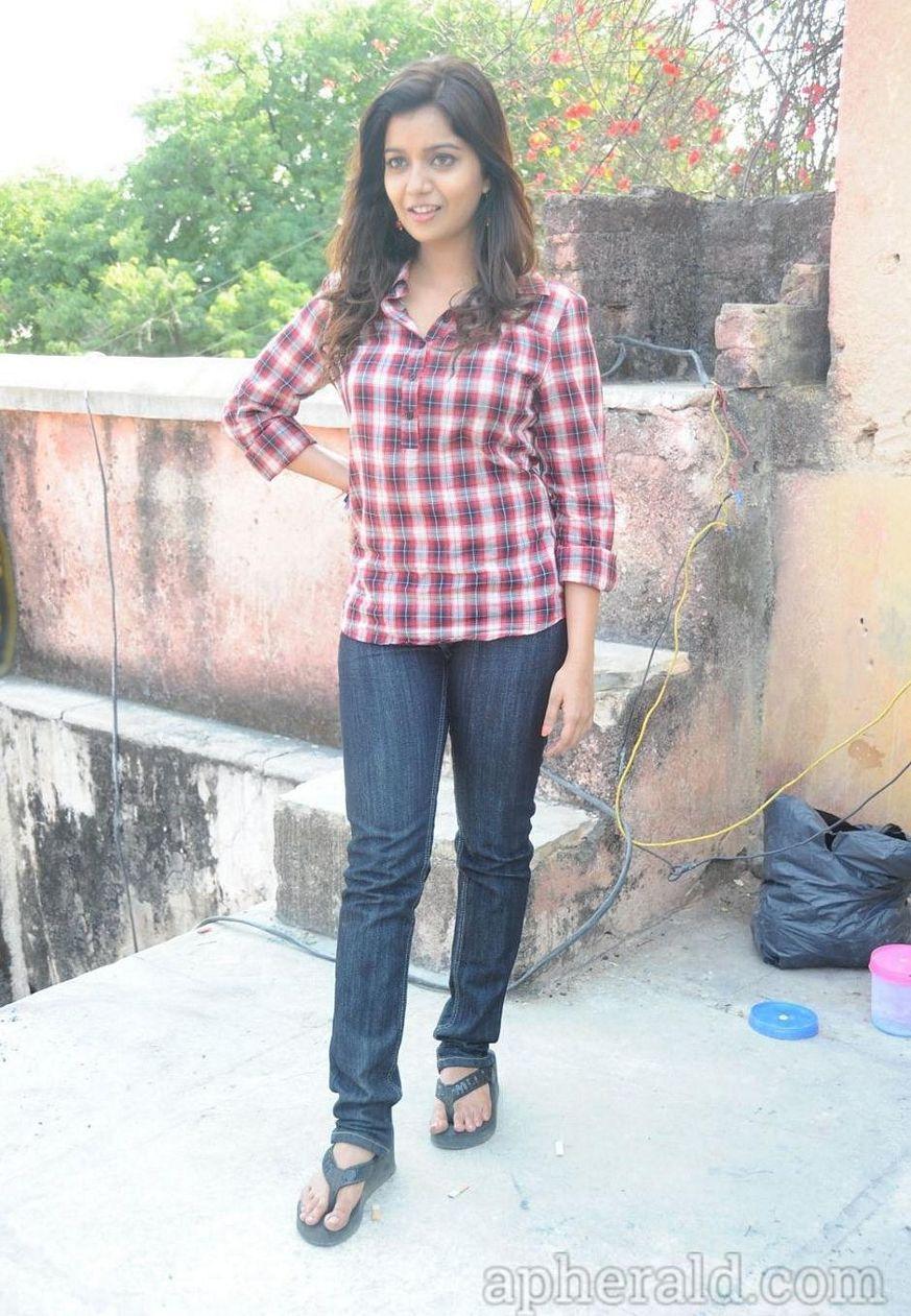 Colours swathi Rare Pics