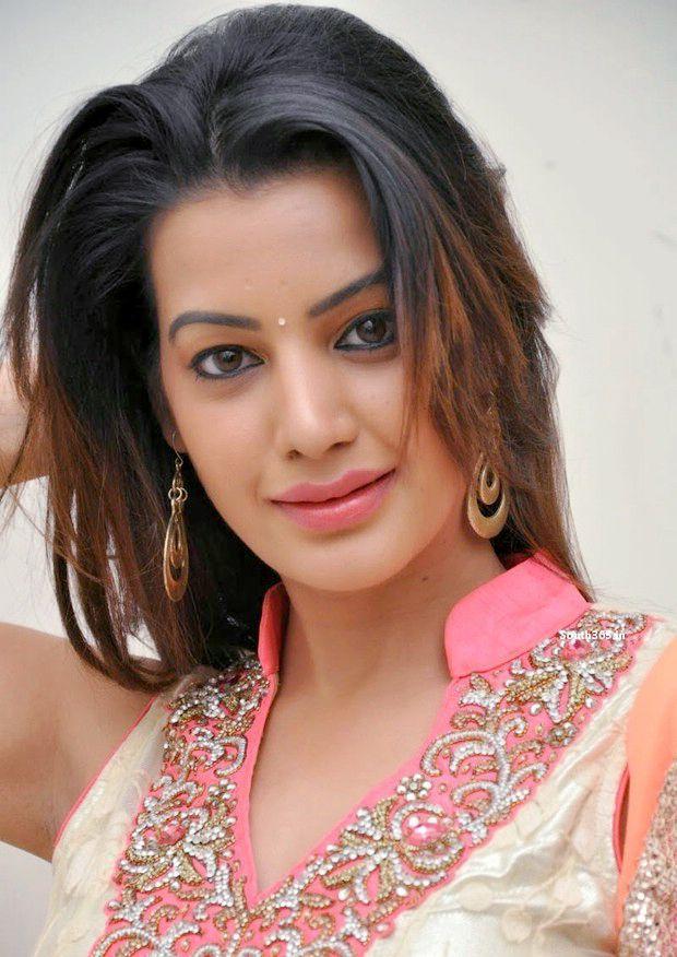 Deeksha Panth New Pics