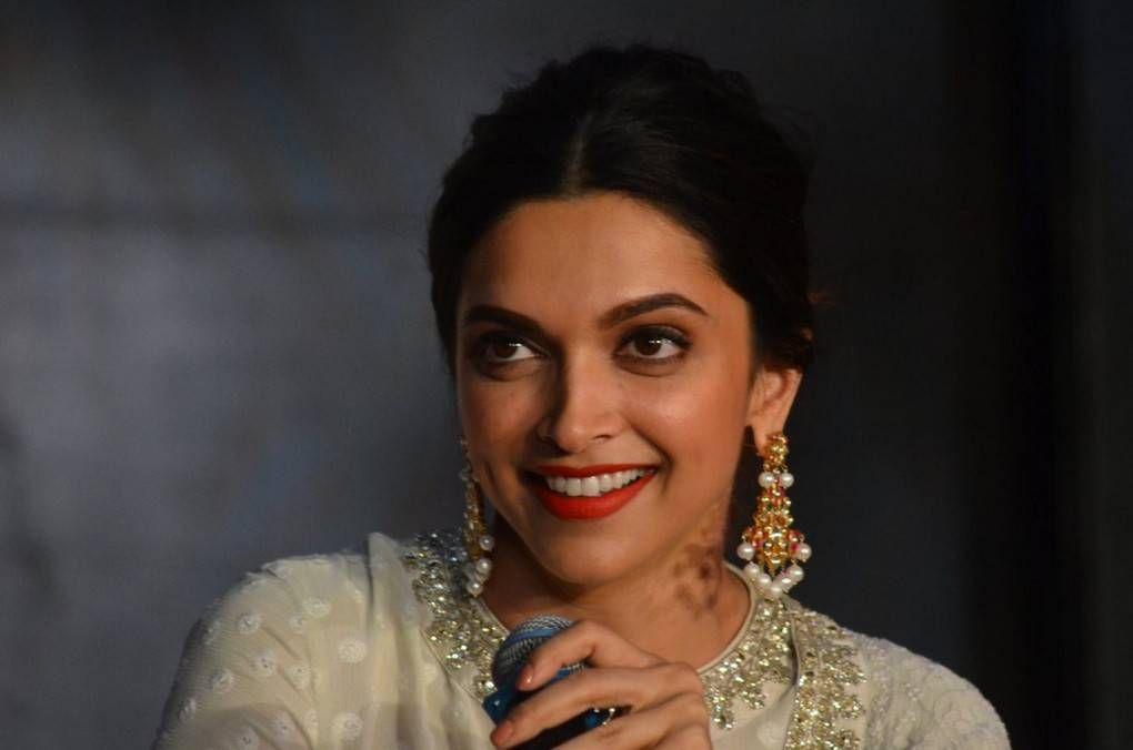 Deepika Padukone Stills At Bajirao Mastani Movie Poster Launch