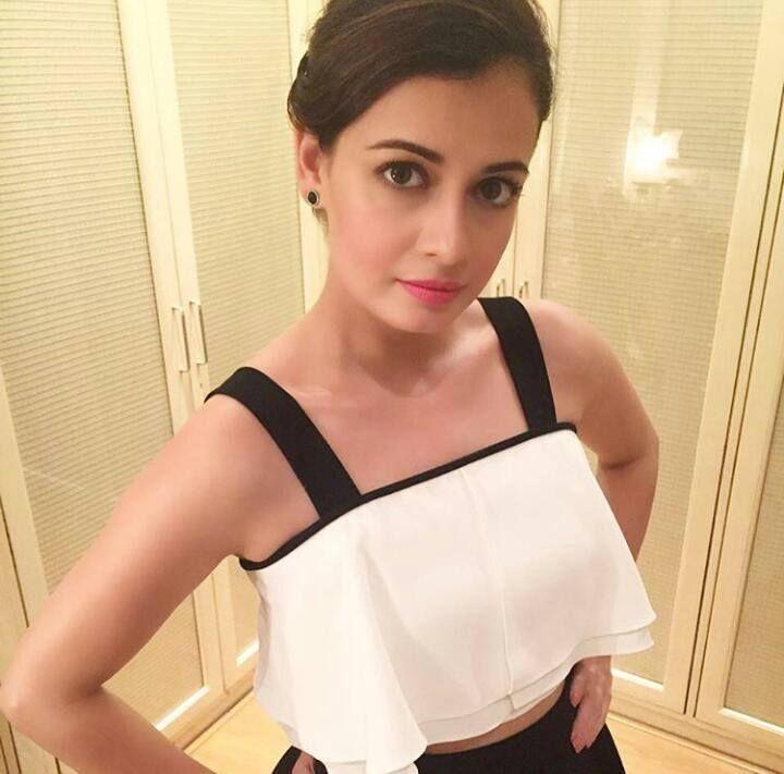 Dia Mirza Unseen Pretty Photos