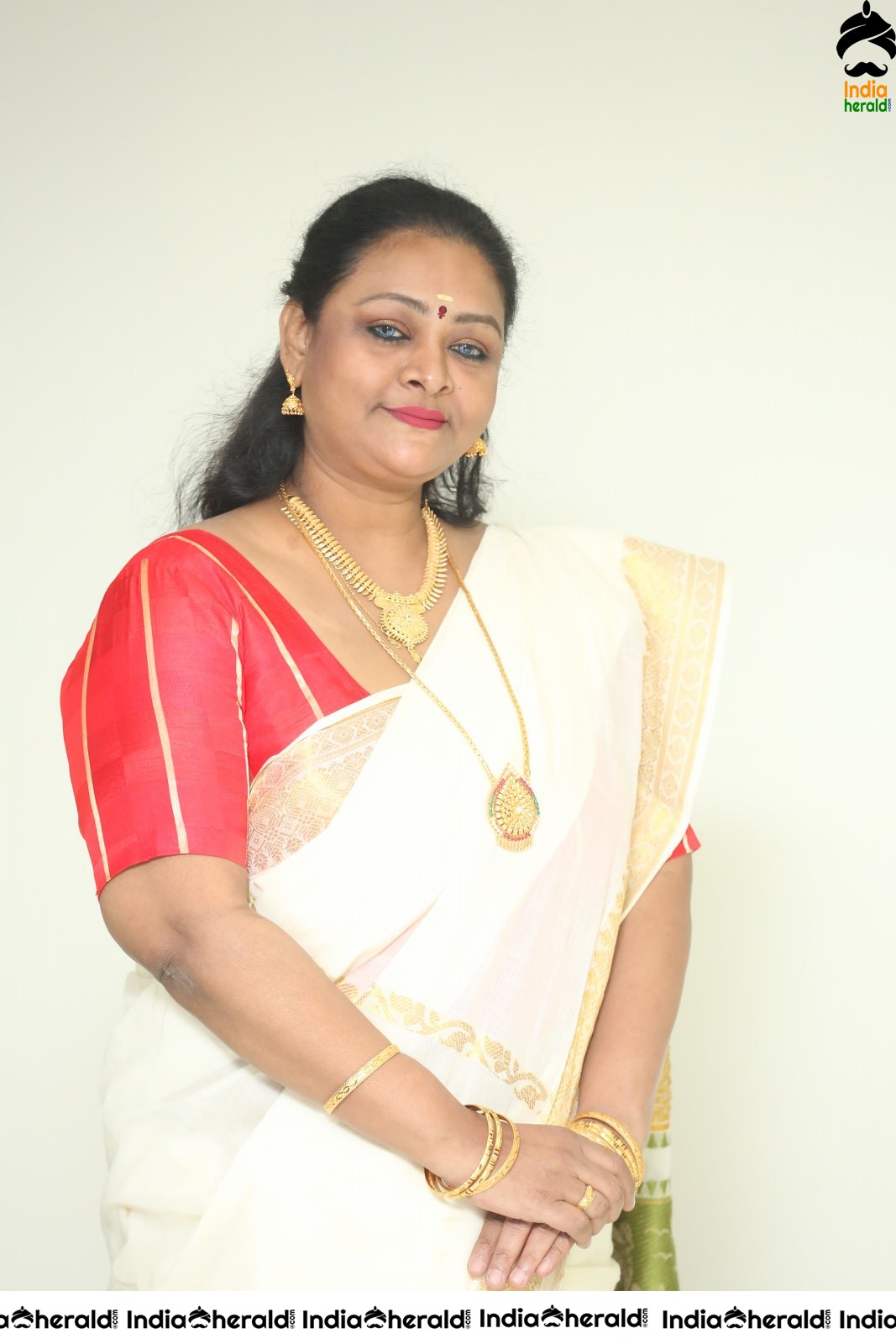 Former Mallu Porn Star Shakeela Stills Set 1