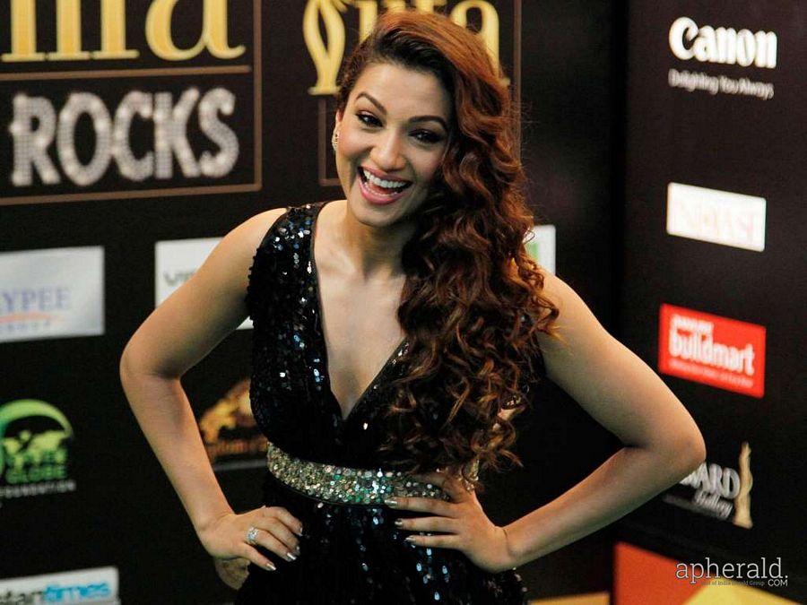 Gauahar Khan Cute Photos