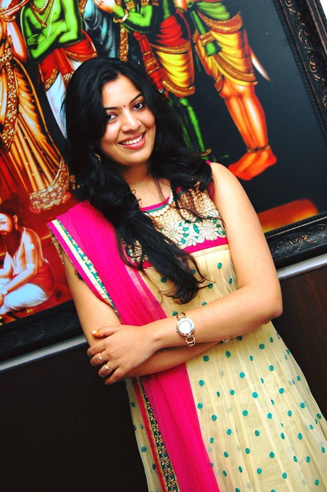 Geetha Madhuri Pretty Images