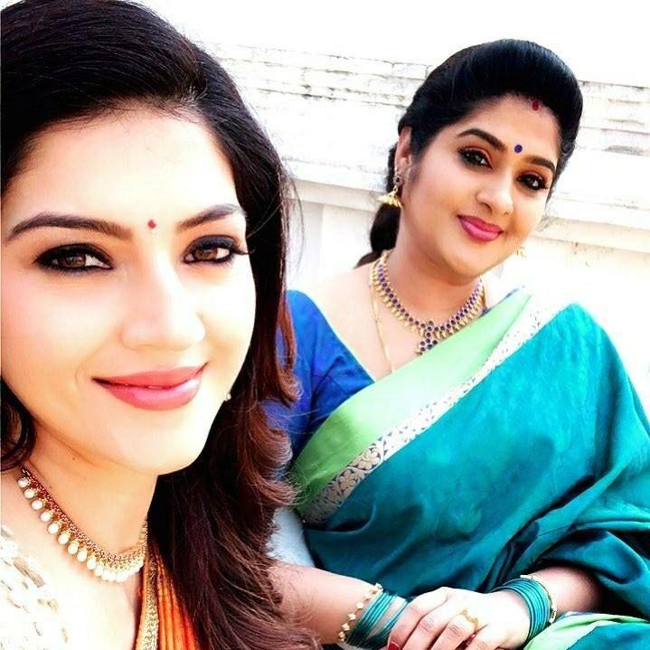 Gorgeous Beauty Mehreen Kaur Rare & Unseen Photo Stills