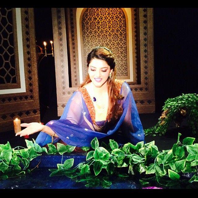 Gorgeous Beauty Mehreen Kaur Rare & Unseen Photo Stills