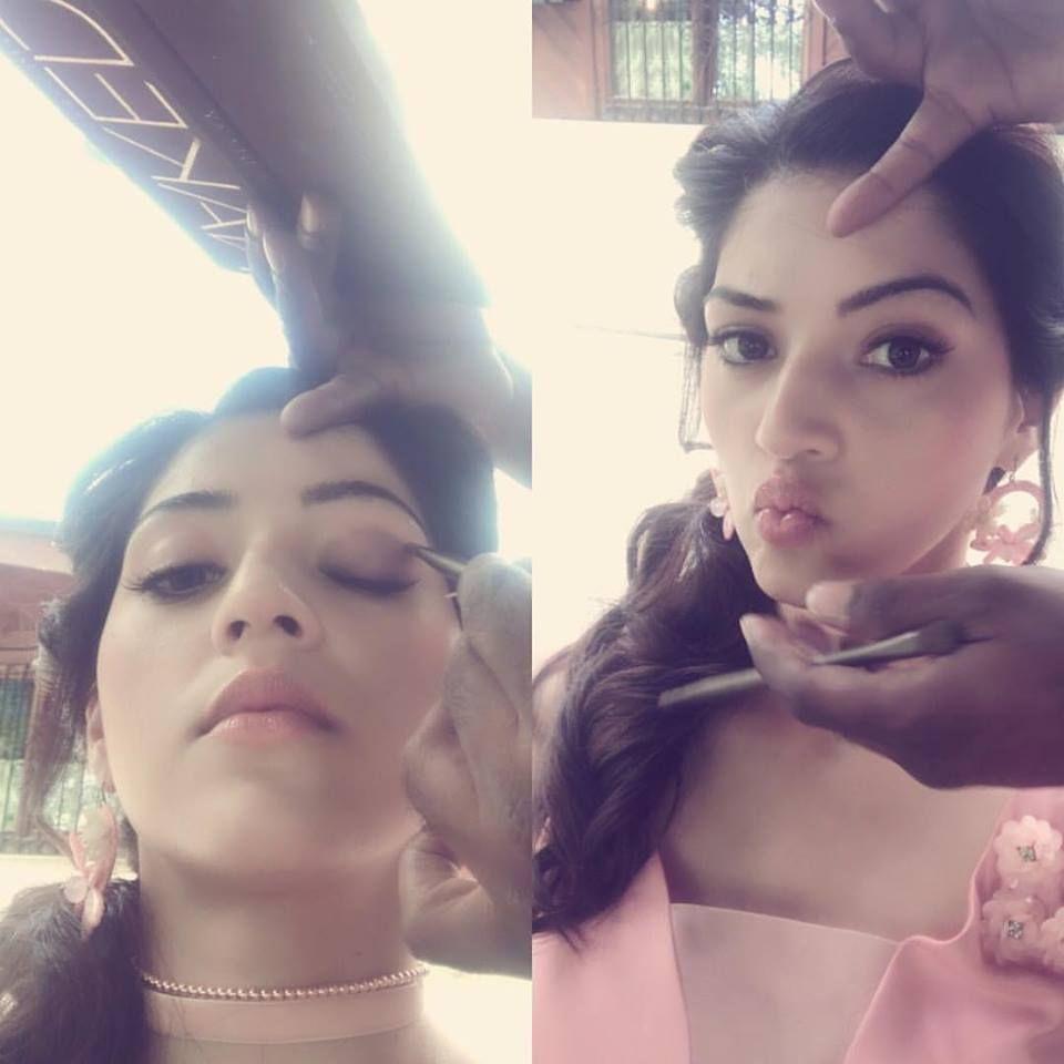 Gorgeous Beauty Mehreen Kaur Rare & Unseen Photo Stills
