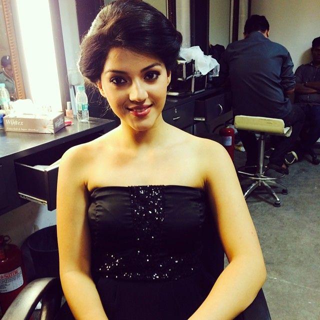 Gorgeous Beauty Mehreen Kaur Rare & Unseen Photo Stills