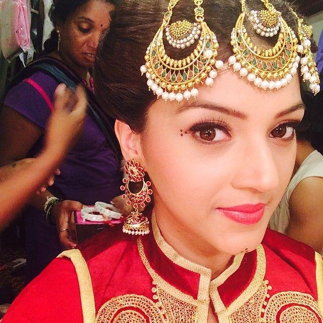 Gorgeous Beauty Mehreen Kaur Rare & Unseen Photo Stills