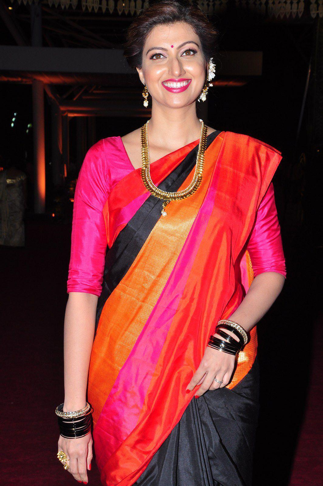 Hamsa Nandini beautiful Saree Pics