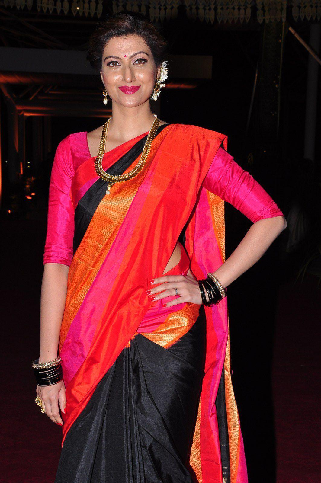 Hamsa Nandini beautiful Saree Pics