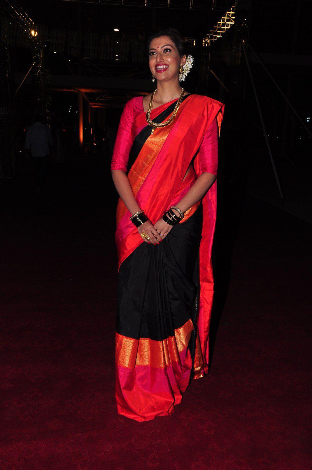 Hamsa Nandini beautiful Saree Pics