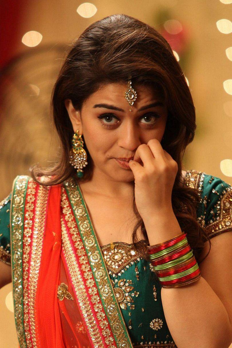 Hansika New Stills From Romeo Juliet Movie